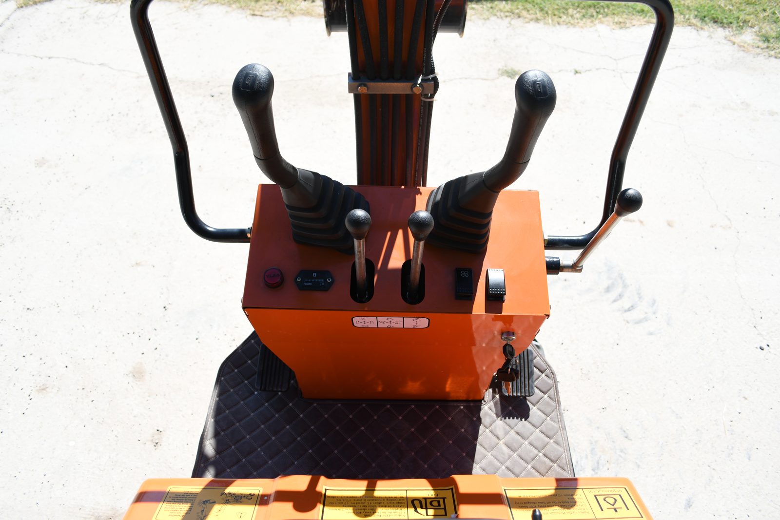 Excavadora BAMAC BEX10 — foto 8