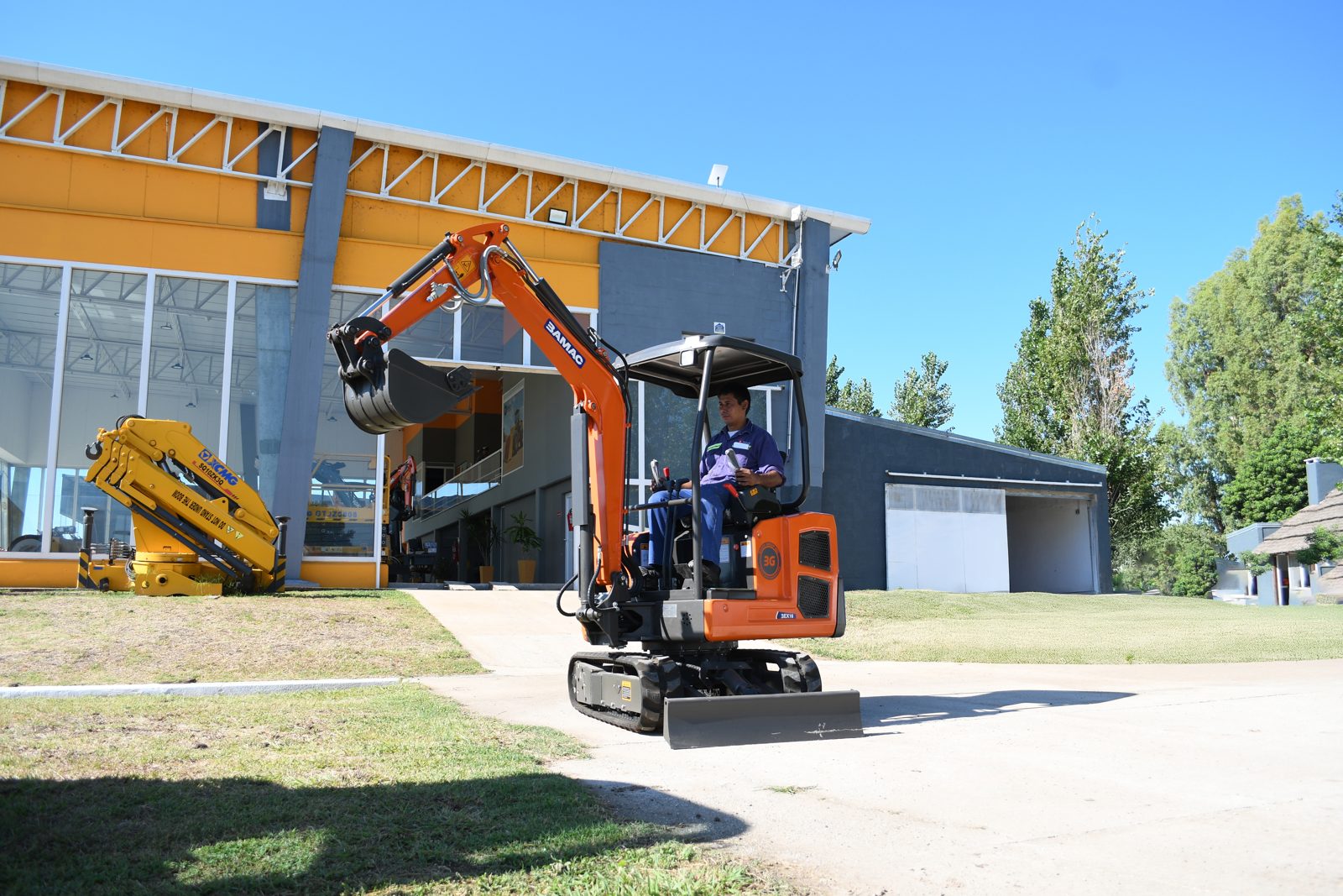 Excavadora BAMAC BEX18 — foto 2