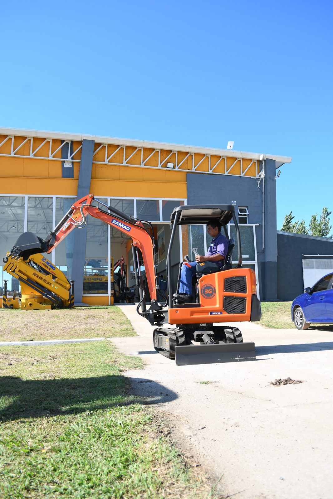 Excavadora BAMAC BEX18 — foto 3
