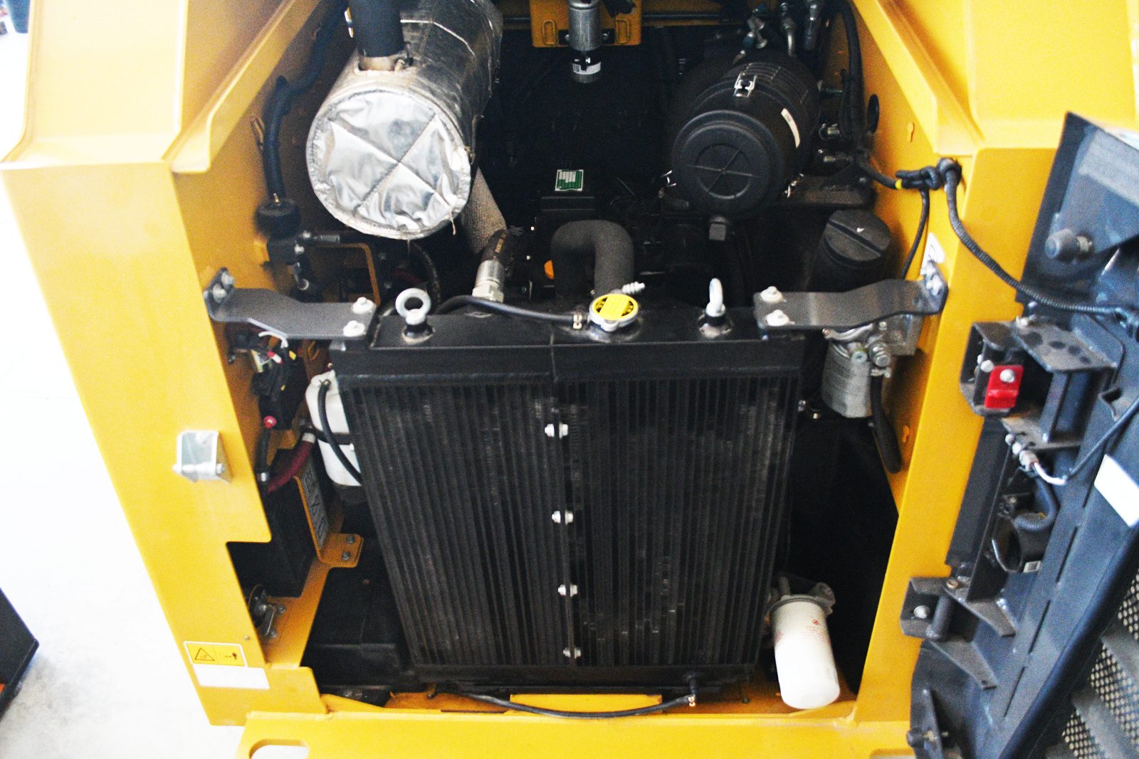 Minicargadora BAMAC BXC740K — foto 11