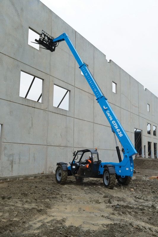 Manipulador telescópico TEREX GTH-636